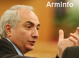 Арам Саркисян: ТС в отличие от ЕС не давит на развитие национальной идентичности Армении 