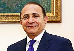 Премьер: Армения может стать площадкой для выхода французских компаний на рынок Евразийского союза