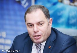 Глава комиссии по государственно-правовым вопросам армянского парламента подарит карабахским пограничникам приборы ночного видения