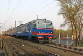 Фирменным поездом "Армения" сообщением Ереван-Батуми-Ереван в 2014 году перевезено более 46,3 тыс. пассажиров