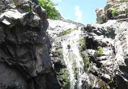 Очередная ГЭС "съела" водопад в Котайкской области Армении
