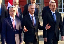 Уорлик: Встреча Саргсян-Алиев закончилась тостом