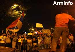 На ереванской площади Свободы прошел митинг против подорожания электроэнергии
