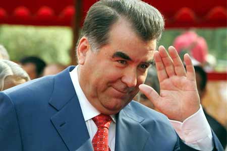 Президент Таджикистана выступил за урегулирование карабахского конфликта посредством переговоров